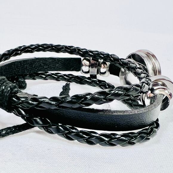 Capricornus Zodiac Leather Adjustable Bracelet Unisex Multilayer Horoscope New - Picture 5 of 5